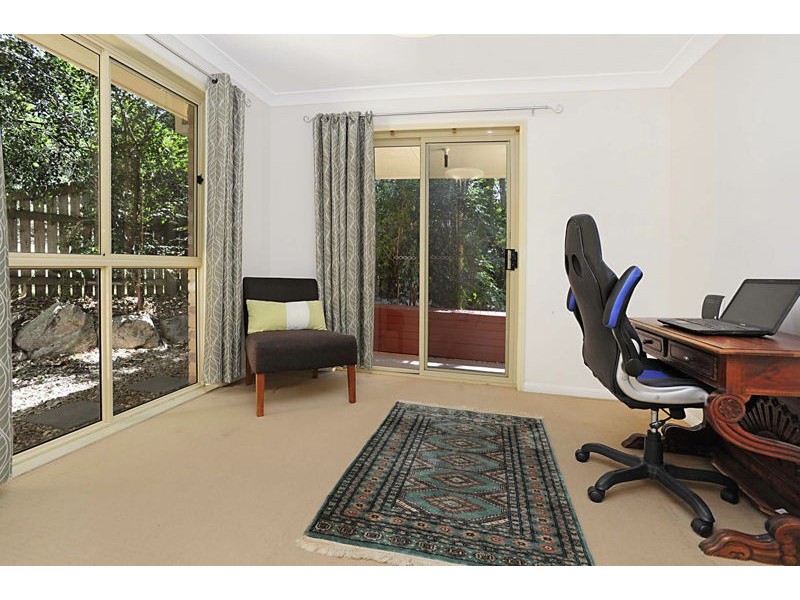 2 Amanda Place, Bridgeman Downs QLD 4035