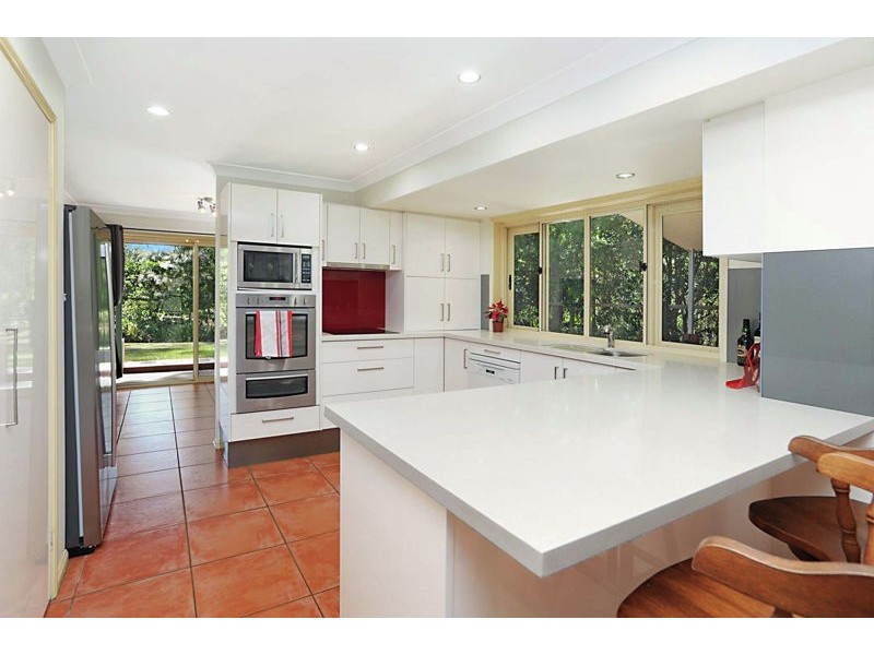 2 Amanda Place, Bridgeman Downs QLD 4035