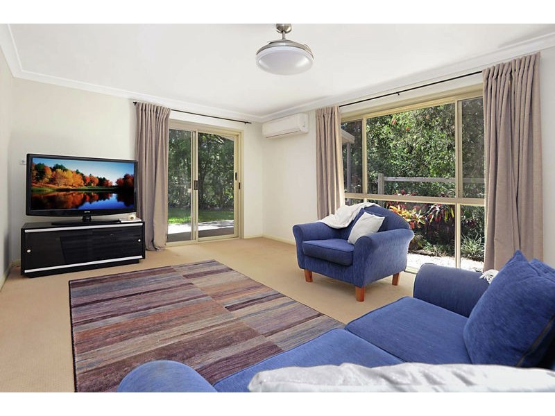 2 Amanda Place, Bridgeman Downs QLD 4035