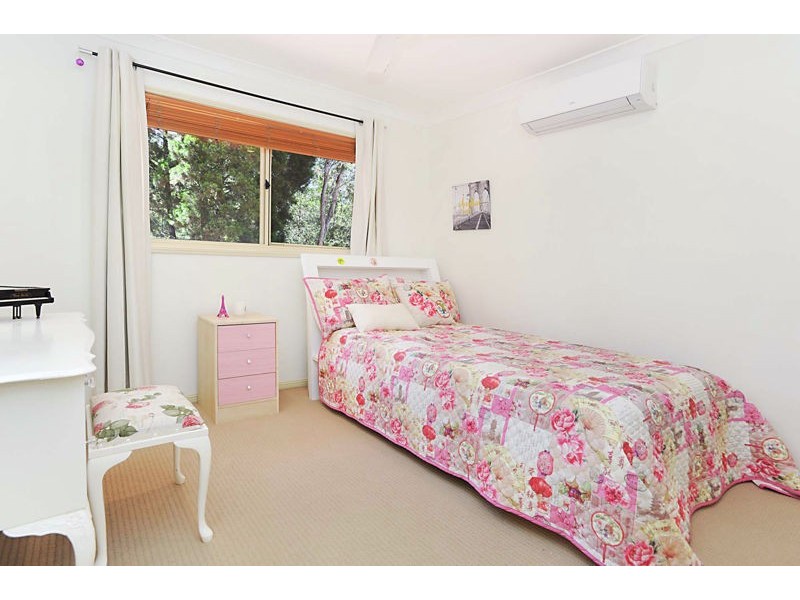 2 Amanda Place, Bridgeman Downs QLD 4035