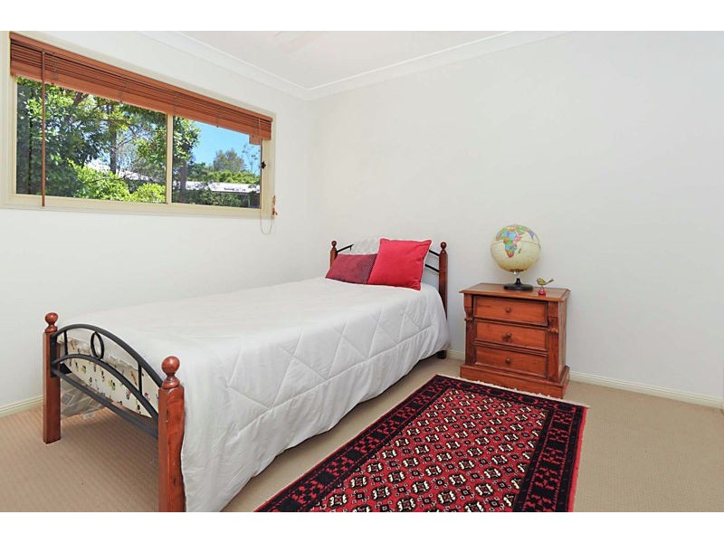 2 Amanda Place, Bridgeman Downs QLD 4035