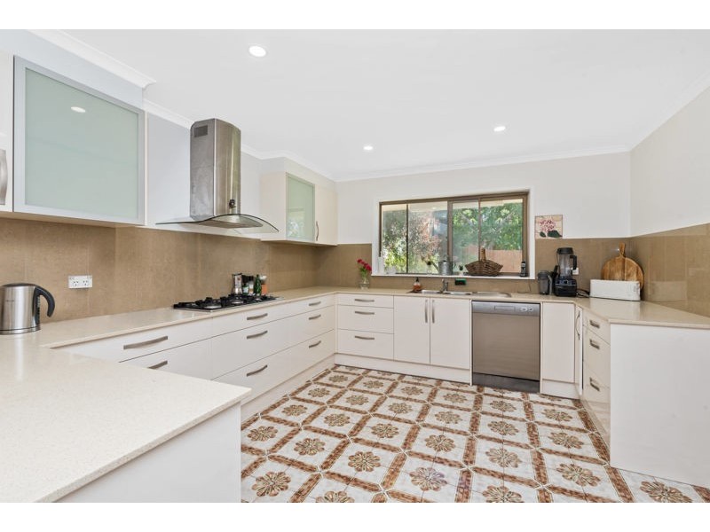 3 Juno Court, Eatons Hill QLD 4037