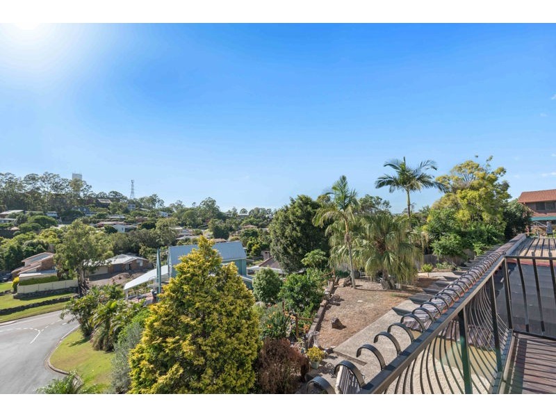 3 Juno Court, Eatons Hill QLD 4037