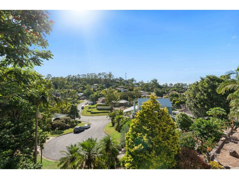 3 Juno Court, Eatons Hill QLD 4037