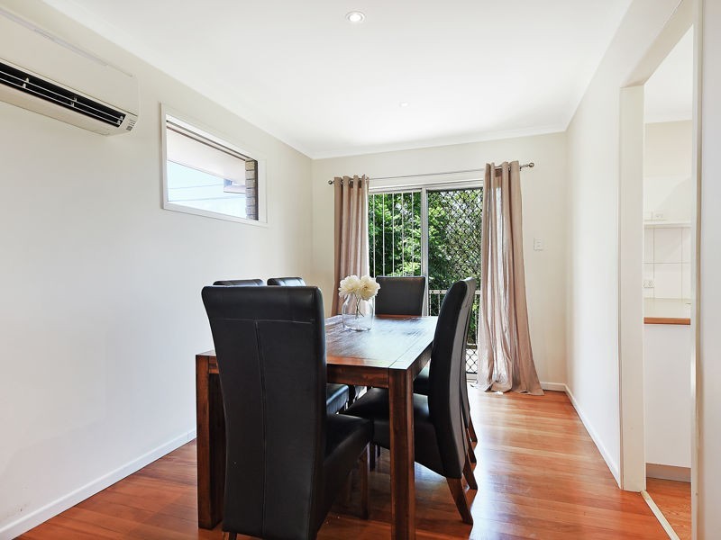 25 Olympus Court, Eatons Hill QLD 4037