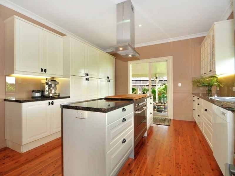 16 Talisman Court, Eatons Hill QLD 4037