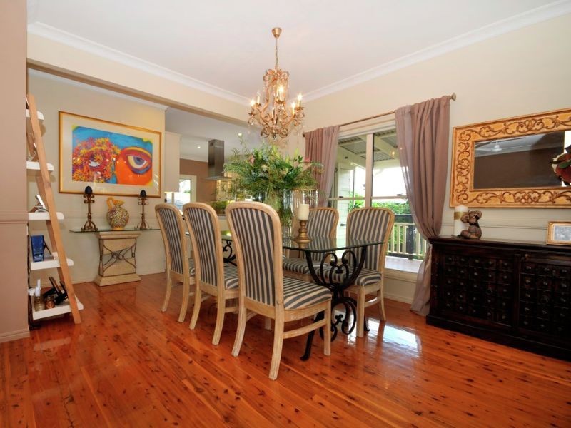 16 Talisman Court, Eatons Hill QLD 4037