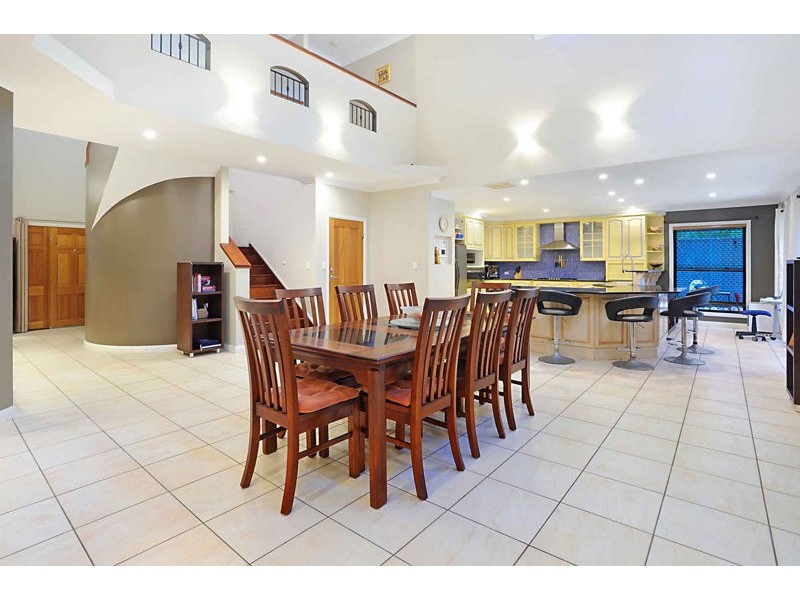 52 Waterford  Place, Bridgeman Downs QLD 4035