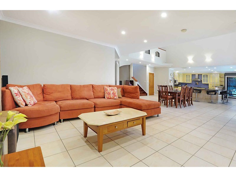 52 Waterford  Place, Bridgeman Downs QLD 4035