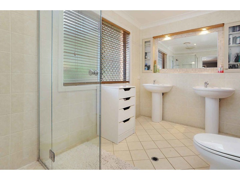 52 Waterford  Place, Bridgeman Downs QLD 4035