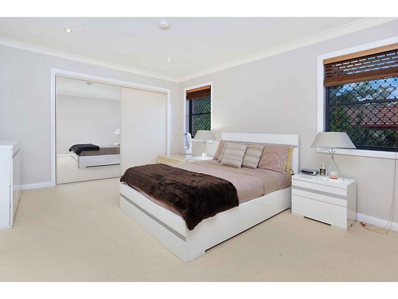 52 Waterford  Place, Bridgeman Downs QLD 4035