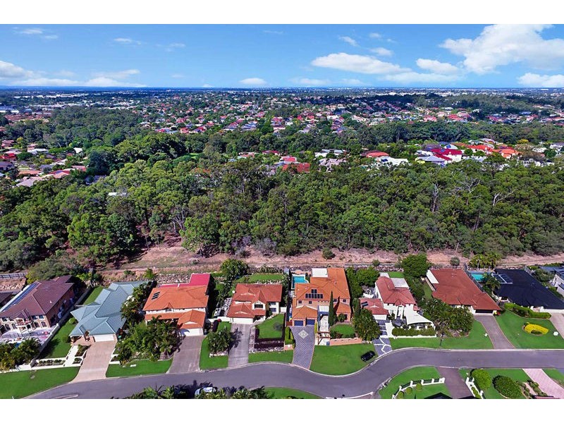 52 Waterford  Place, Bridgeman Downs QLD 4035