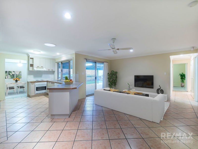 9 Oxley Court, Albany Creek QLD 4035