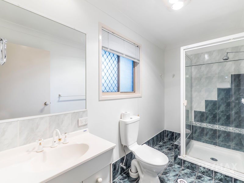 9 Oxley Court, Albany Creek QLD 4035