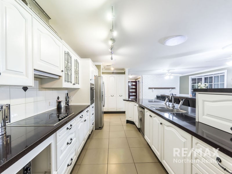 6 Bracken Court, Cashmere QLD 4500