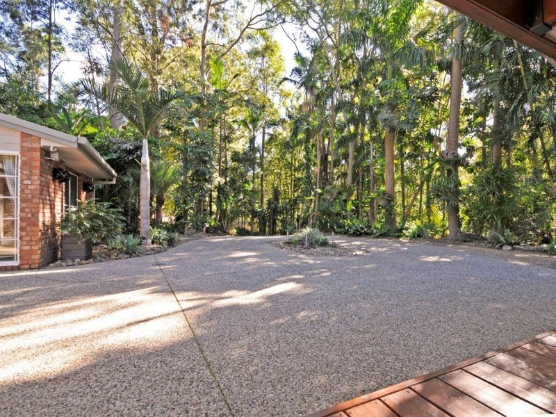 6 Bracken Court, Cashmere QLD 4500