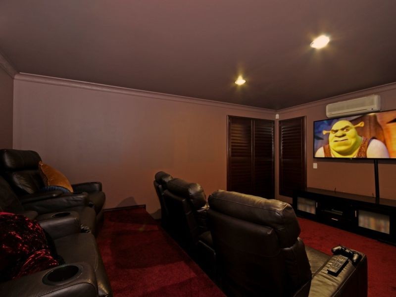 6 Bracken Court, Cashmere QLD 4500