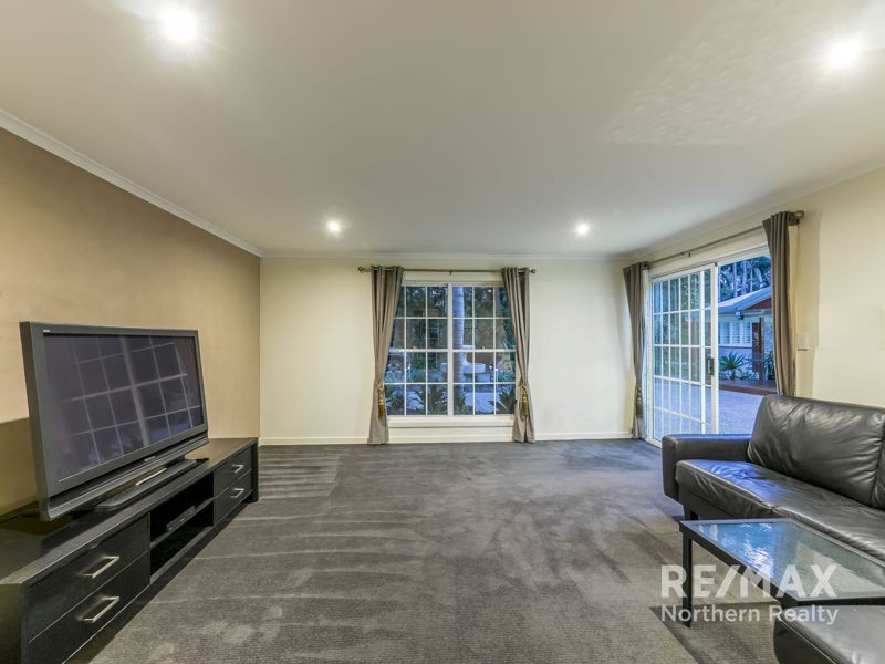 6 Bracken Court, Cashmere QLD 4500