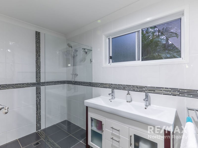 6 Bracken Court, Cashmere QLD 4500