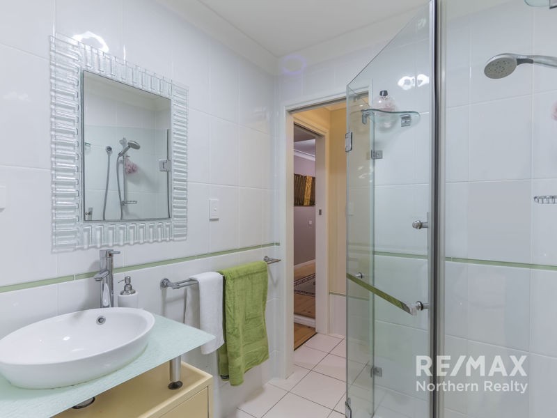 6 Bracken Court, Cashmere QLD 4500