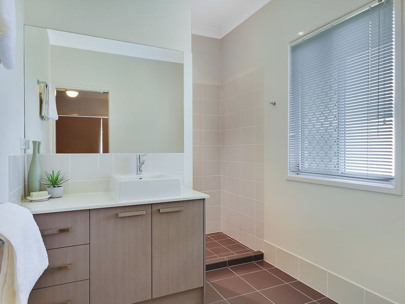 7 Narrell Court, Cashmere QLD 4500