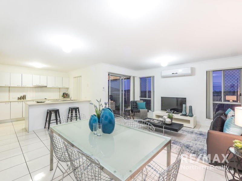 7 Coolum Ct, Regents Park QLD 4118