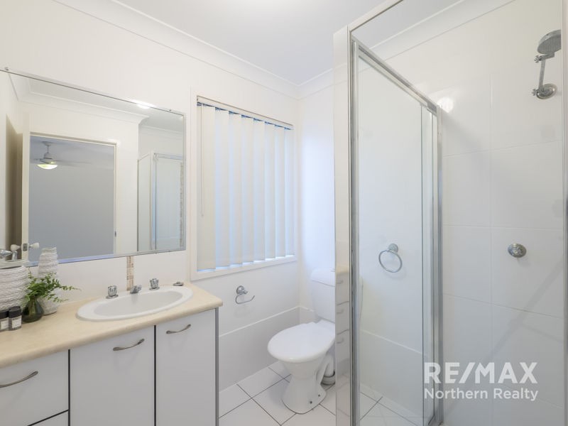 7 Coolum Ct, Regents Park QLD 4118