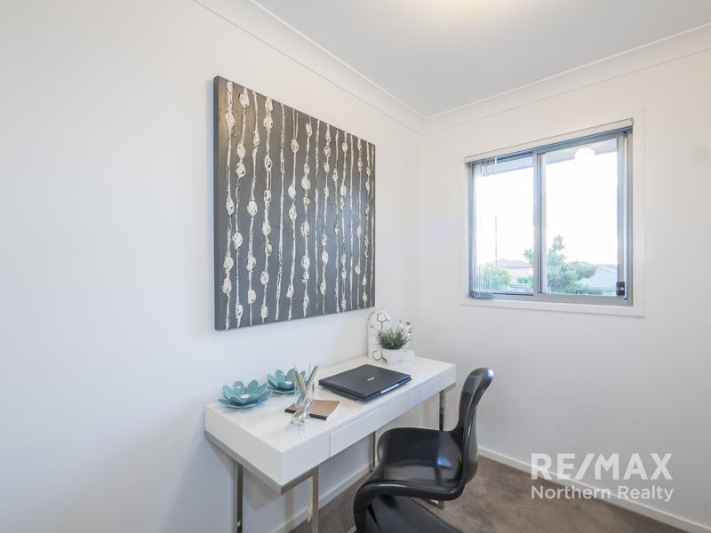 7 Coolum Ct, Regents Park QLD 4118