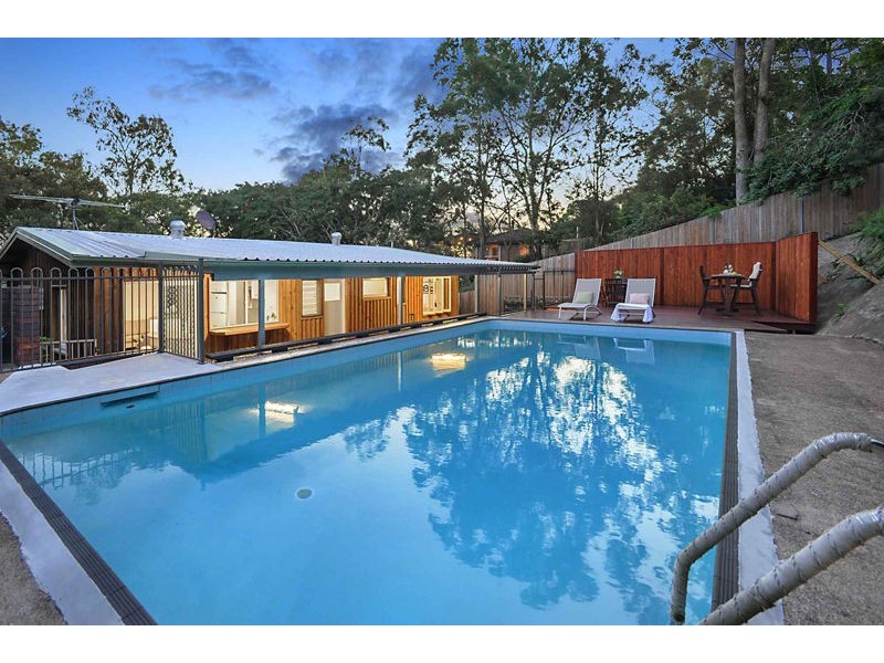 58 Minto Crescent, Arana Hills QLD 4054