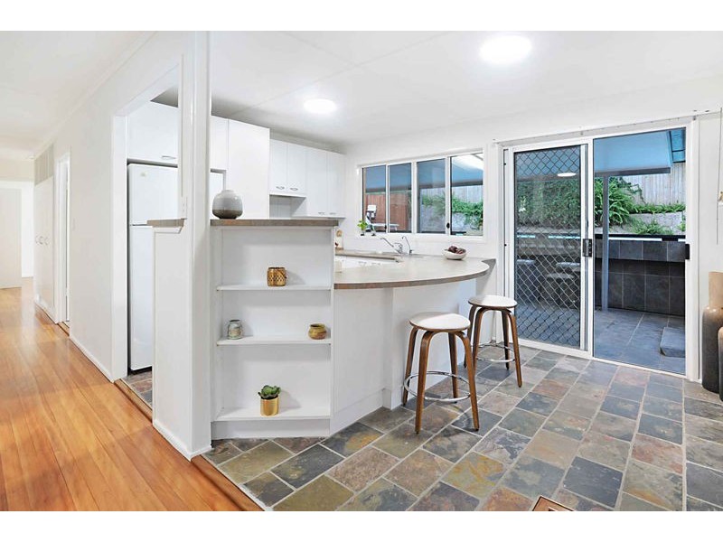 58 Minto Crescent, Arana Hills QLD 4054