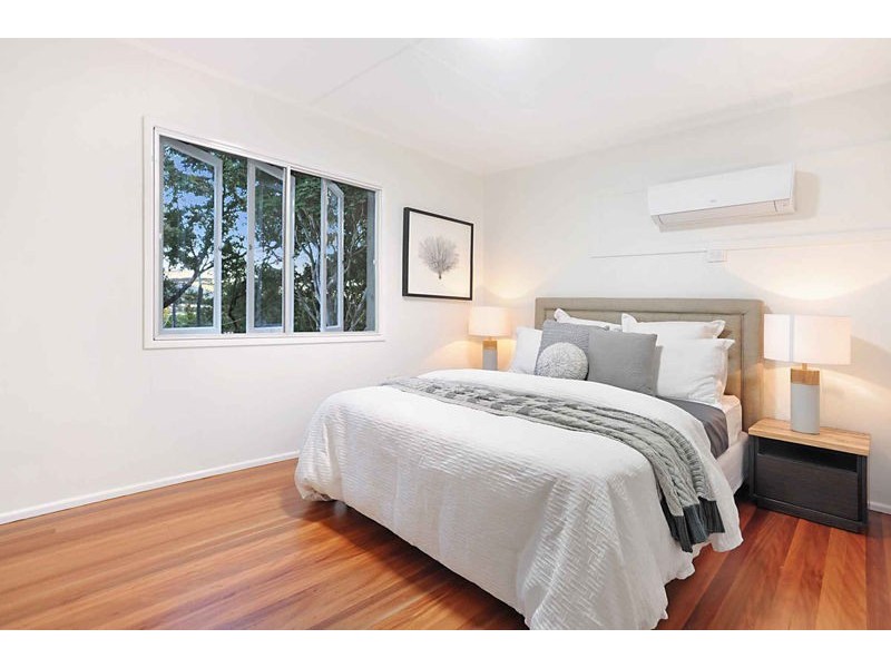 58 Minto Crescent, Arana Hills QLD 4054