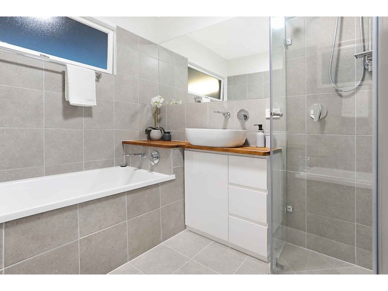 58 Minto Crescent, Arana Hills QLD 4054