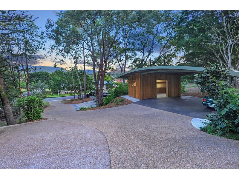 58 Minto Crescent, Arana Hills QLD 4054