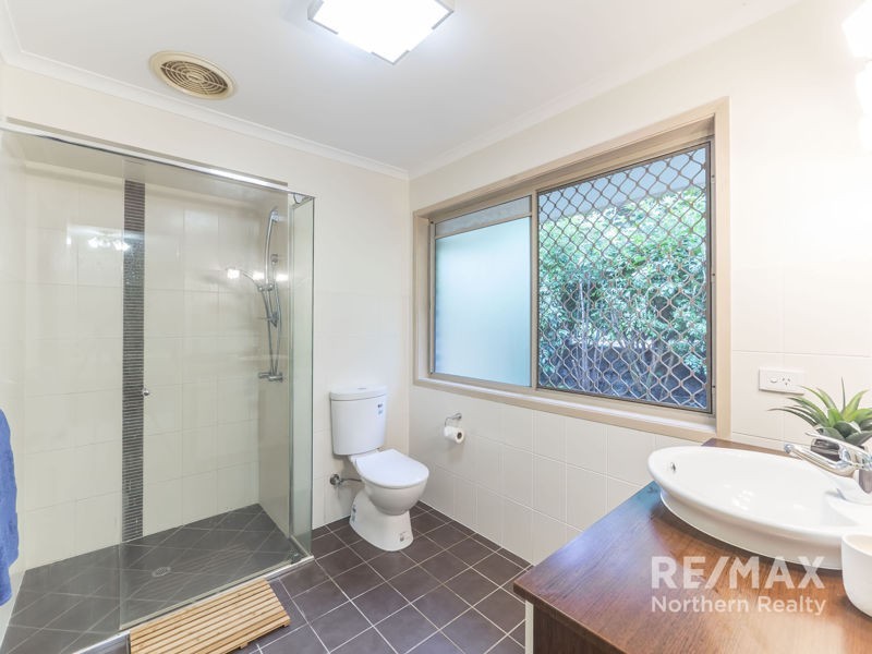 8 Simpson Court, Albany Creek QLD 4035