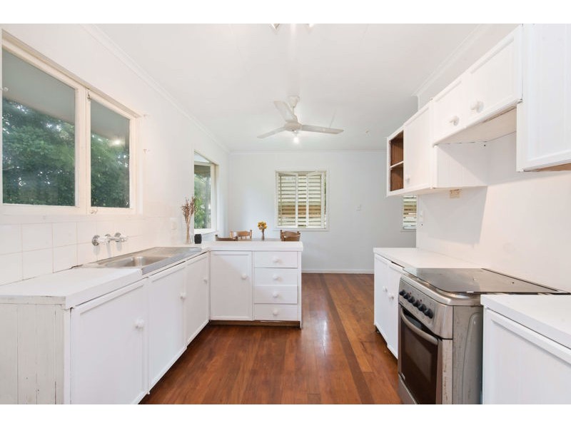 6 Beaver Street, Clontarf QLD 4019