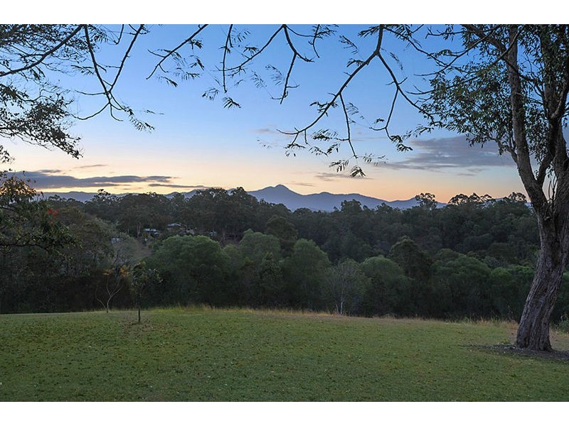 910 Eatons Crossing Road, Draper QLD 4520