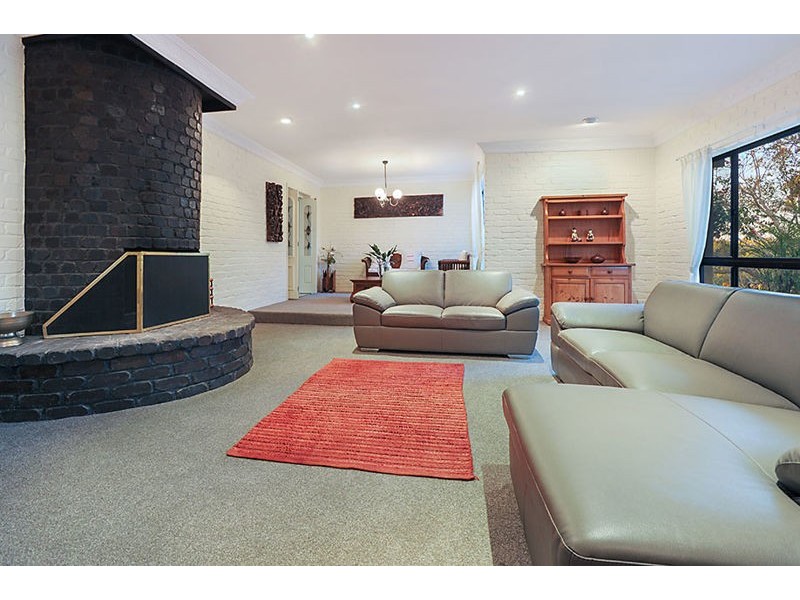 910 Eatons Crossing Road, Draper QLD 4520