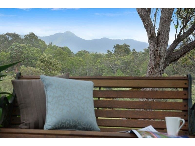 910 Eatons Crossing Road, Draper QLD 4520