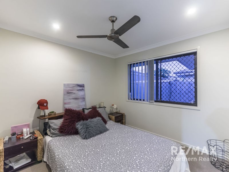 1 and 2/27 Mannikin St, Griffin QLD 4503