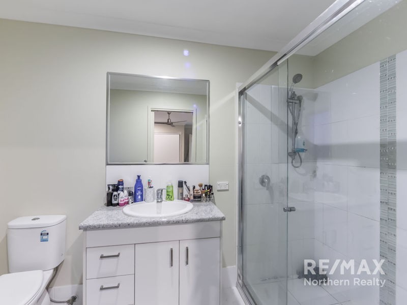 1 and 2/27 Mannikin St, Griffin QLD 4503