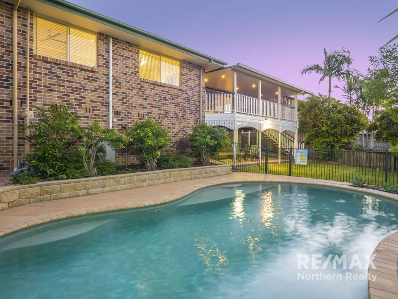 8 Silvereye Crescent, Albany Creek QLD 4035