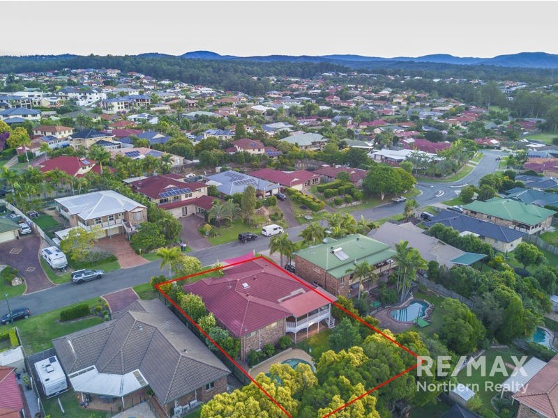 8 Silvereye Crescent, Albany Creek QLD 4035