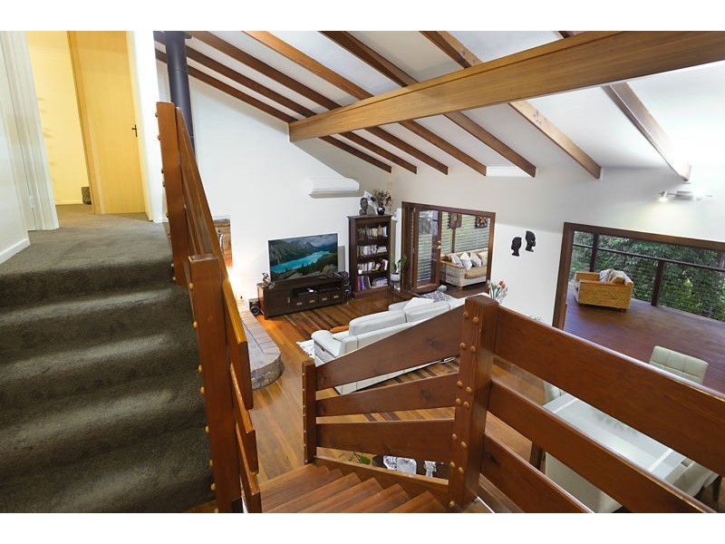 20 Barber Road, Ferny Hills QLD 4055