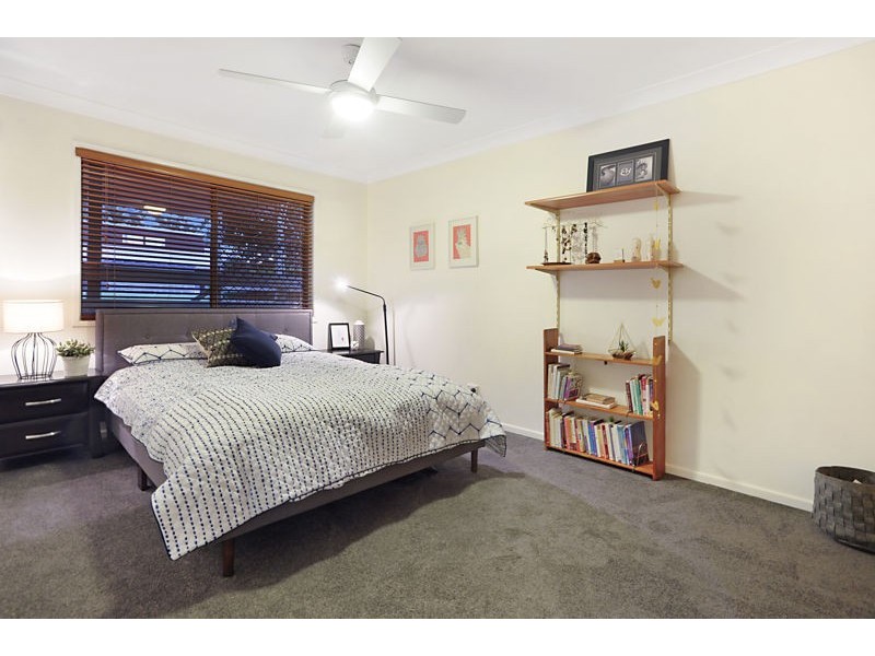 20 Barber Road, Ferny Hills QLD 4055