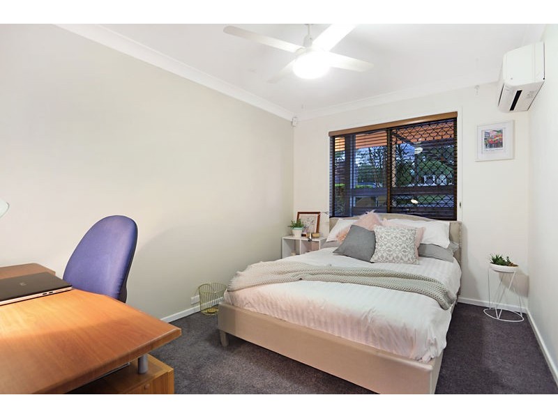 20 Barber Road, Ferny Hills QLD 4055