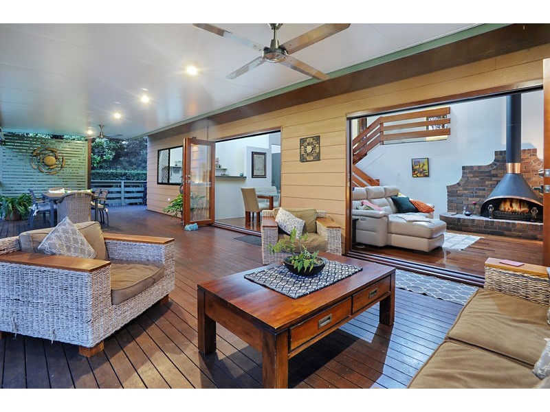 20 Barber Road, Ferny Hills QLD 4055