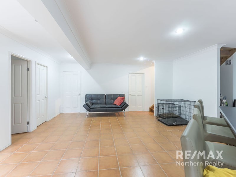 27 Talisman Court, Eatons Hill QLD 4037