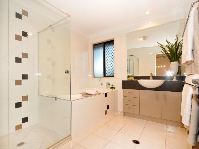 38 McCormack Avenue, Ashgrove QLD 4060
