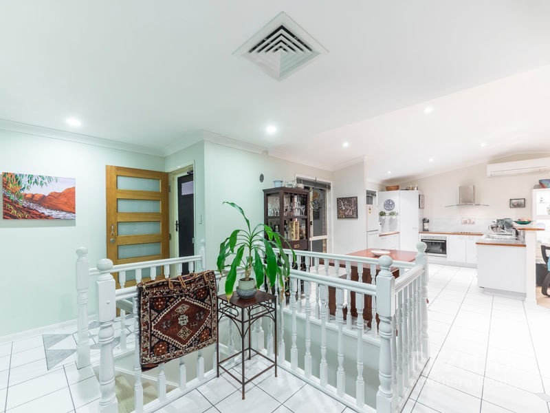 14 Wivenhoe Avenue, Albany Creek QLD 4035