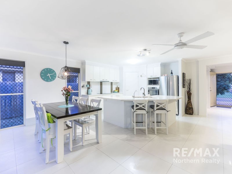 33 Pine Valley Drive, Joyner QLD 4500